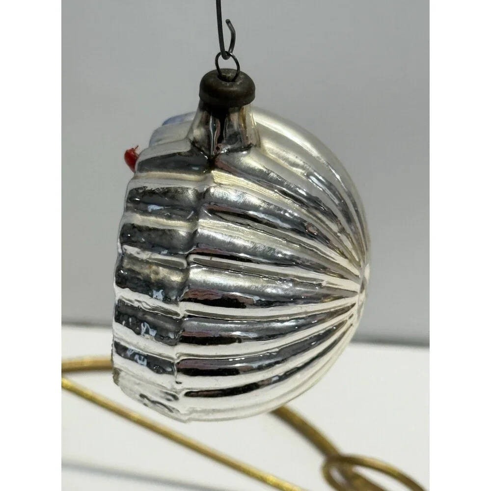 Vintage Glass Santa Diorama Indent Christmas Ornament Made in Italy Silver